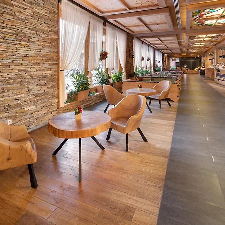 Bania Thermal & Hotel
