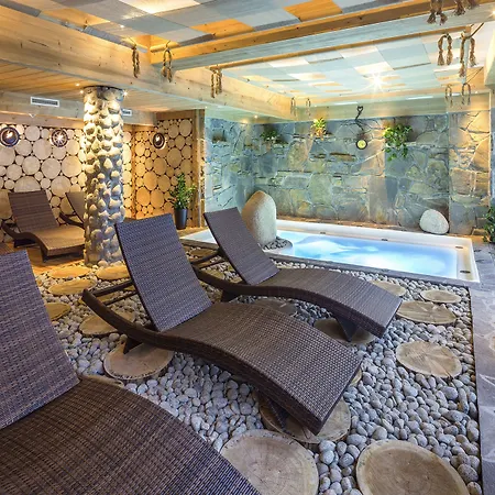 Bania Thermal & Hotel 4*
